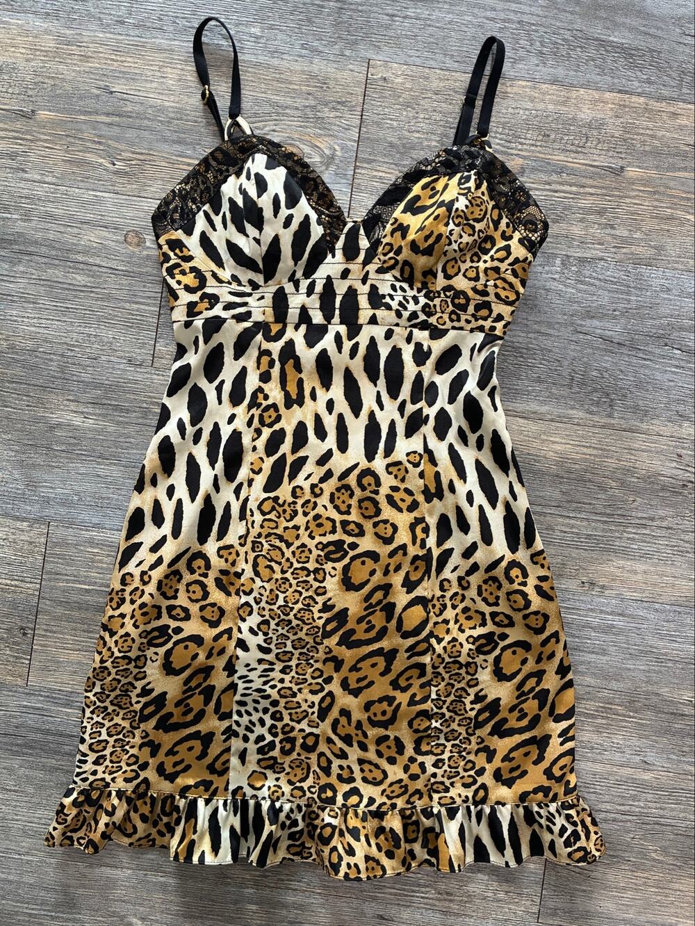 Y2K Guess Jeans Stretch Leopard Print Babydoll Mini Dress Ruffle Hem Size 3